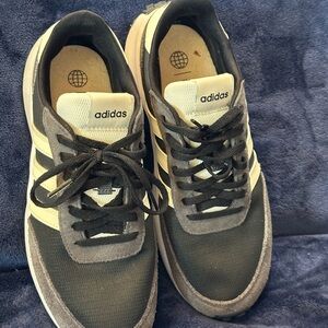 Adidas Women’s Black and Beige Sneakers